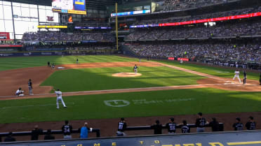 Shewmake y Ortiz hacen doble robo de base 