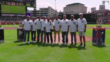 2006 Tigers throw first pitch on 125th anniversary
