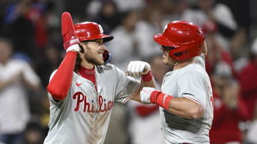 Phillies hit five home runs in 9-3 win over Padres