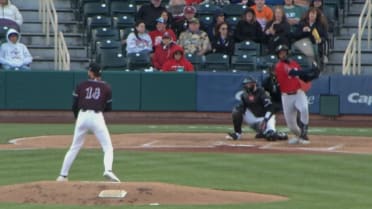 LuJames Groover's four hit night