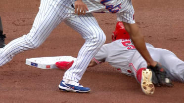 Luis Torrens catches Blake Dunn stealing after review