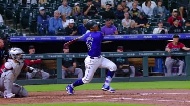 Ezequiel Tovar's solo home run (25)