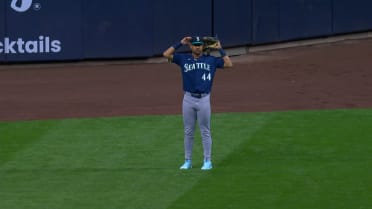 Julio Rodríguez throws ball into stands