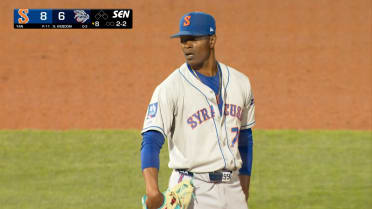 Jefry Yan strikes out the side