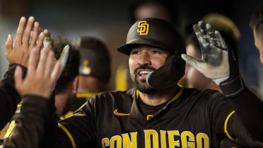 Nick Castellanos' three-run homer (3)