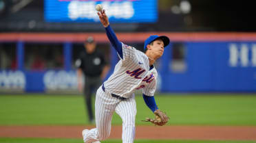Jonah Tong strikes out Spencer Steer