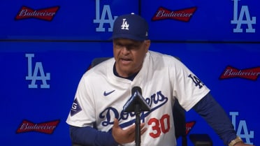 Dave Roberts breaks down Dodgers' 10-0 victory