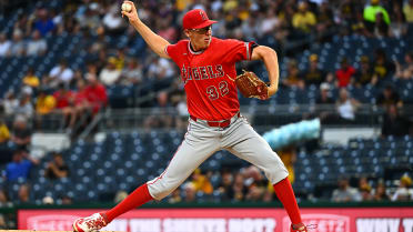 Ryan Johnson poncha a 6