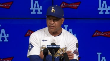 Dave Roberts breaks down Dodgers' Opening Day win