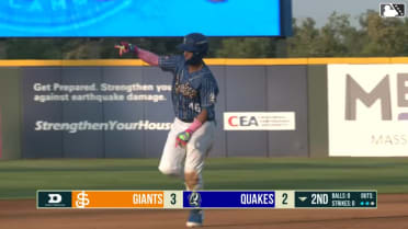 Eduardo Quintero's solo homer