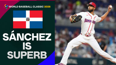 Cristopher Sánchez fans eight in electric start