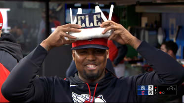 Luis L. Ortiz builds a crown for pitchers
