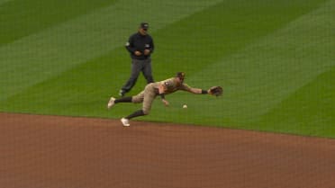 Radio call of Jake Cronenworth's spectacular play