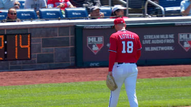 Zack Littell poncha a Garrett Mitchell