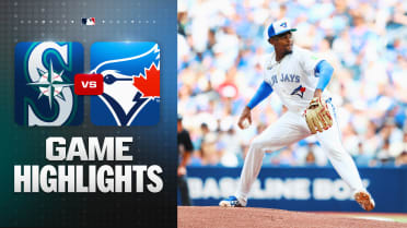 José Soriano, Alejandro Kirk lead Toronto to 4-3 win