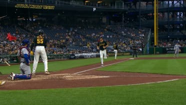 Esmerlyn Valdez's bases-loaded walk