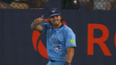 Willi Castro's foul ball stands after review