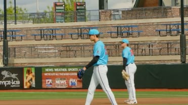 Noble Meyer rings up six in start