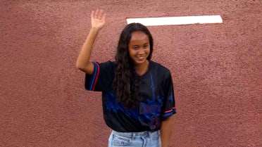 Leylah Fernandez throws ceremonial first pitch