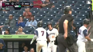 Leo De Vries crushes his first home run for Midland