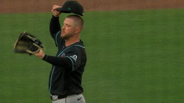 Merrill Kelly fans six against Padres