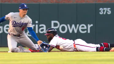 Michael Harris II se roba la 2da base