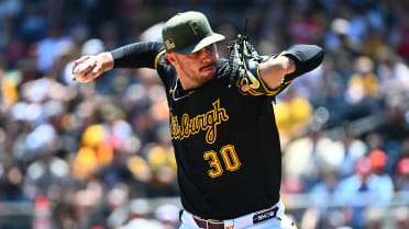 Paul Skenes K's seven vs. Phillies