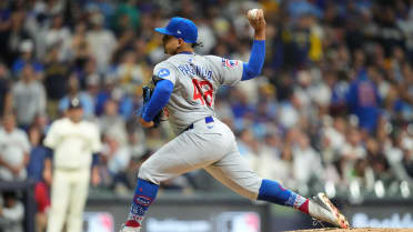 Daniel Palencia escapes bases-loaded jam