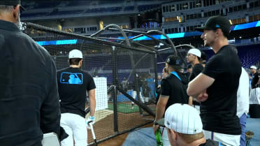 Marlins' batting practice competition 