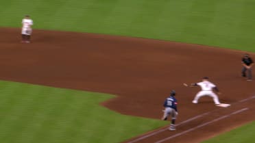 Jeremy Peña completa una doble matanza