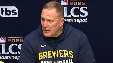 Pat Murphy discusses Game 2 loss to Dodgers