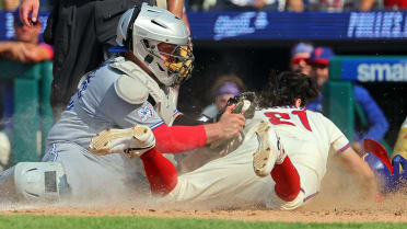 Nathan Lukes throws out Garrett Stubbs after review