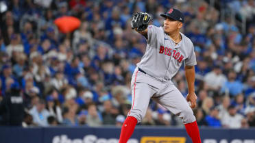 Suárez, Bennett's MLB debut lead Red Sox Top 5