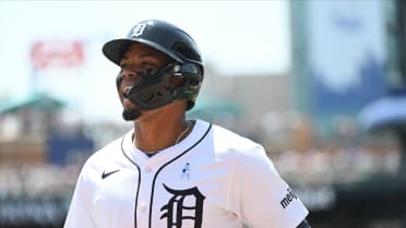 Wenceel Pérez's solo homer (4)