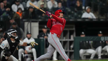 Josh Lowe's solo home run (4)