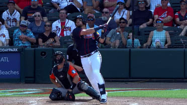 Austin Riley's solo home run