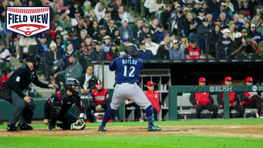 Field View: Josh Naylor's three-run home run