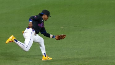 Francisco Lindor saca un bonito out 
