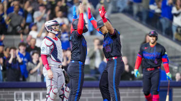 Azulejos toman delantera con 5 carreras en 4ta entrada