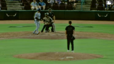 Zack Qin Ball to Joendry Vargas