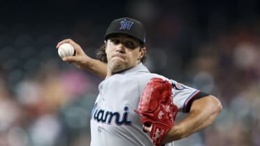 Tyler Phillips strikes out Christian Vázquez