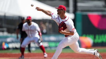 Michael Soroka limits the damage, preserves lead
