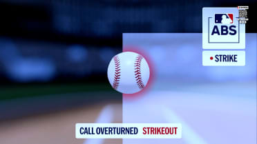 Jordan Hicks poncha a Max Muncy