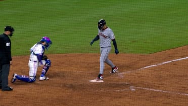 José Ramírez's RBI walk