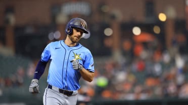 Brandon Lowe's three-run homer (17)