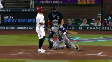 Ildemaro Vargas' bases-loaded walk