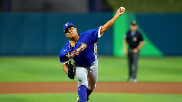 Ranger Suarez ends the 2nd inning with a strikeout