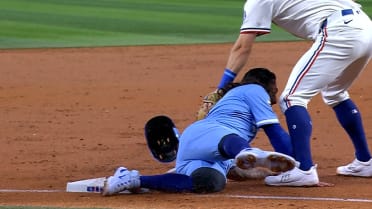 Rangers challenge tag play at third base 