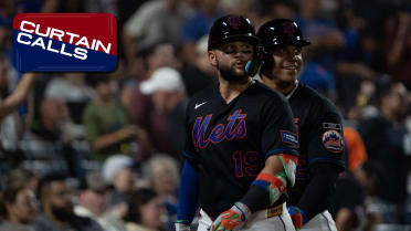 The Mets hammer five home runs against the Giants