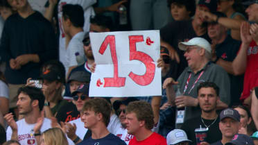 Rafaela, historic win streak leads Red Sox Top 5